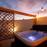 The Indigo Windmill Retreat * Lourinhã